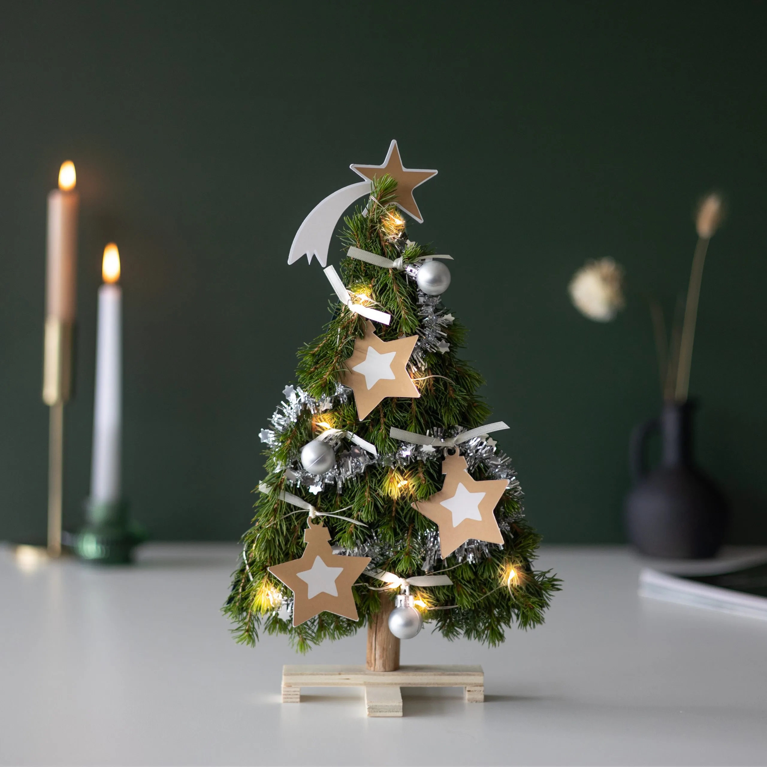 Kerstboom Sparkle met versiering - Brievenbusboompje